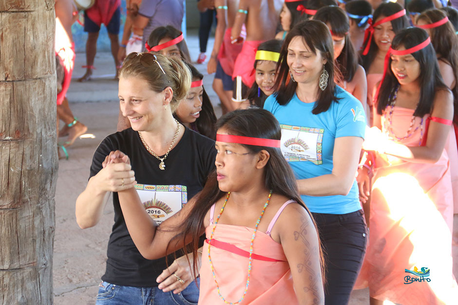 Dia do Índio: Jogos e Brincadeiras Indígenas no II Encontro Pluricultural em Bonito