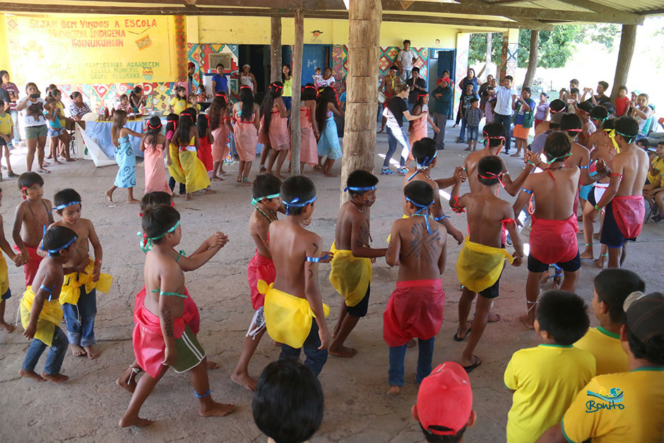 Dia do Índio: Jogos e Brincadeiras Indígenas no II Encontro Pluricultural em Bonito