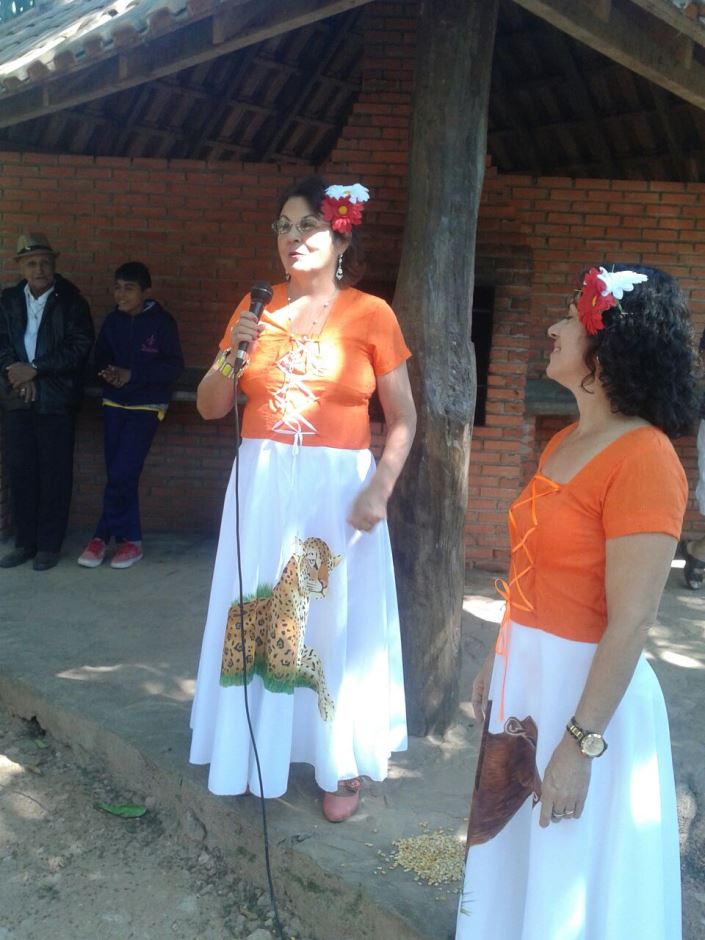 Grupo Conviver de Bonito passa o dia no Balneário do Sol