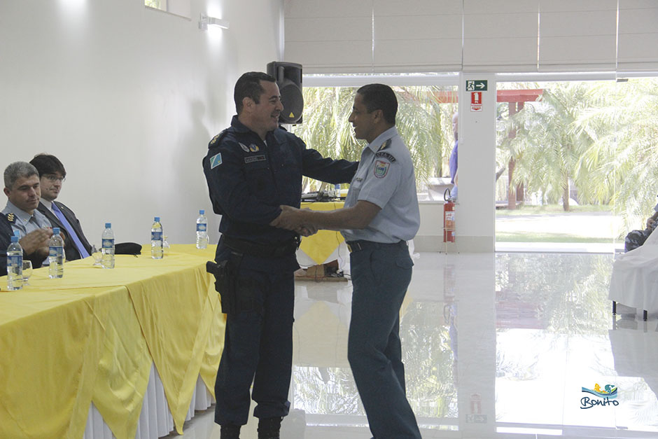 Prefeito Leleco participa de troca de comando da 1ªCIPM de Bonito