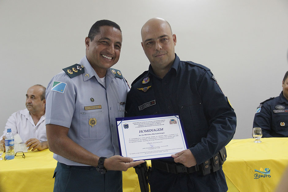 Prefeito Leleco participa de troca de comando da 1ªCIPM de Bonito