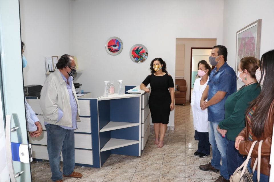 Prefeito visita instalações da Clínica Medlume e destaca importância de serviços para população