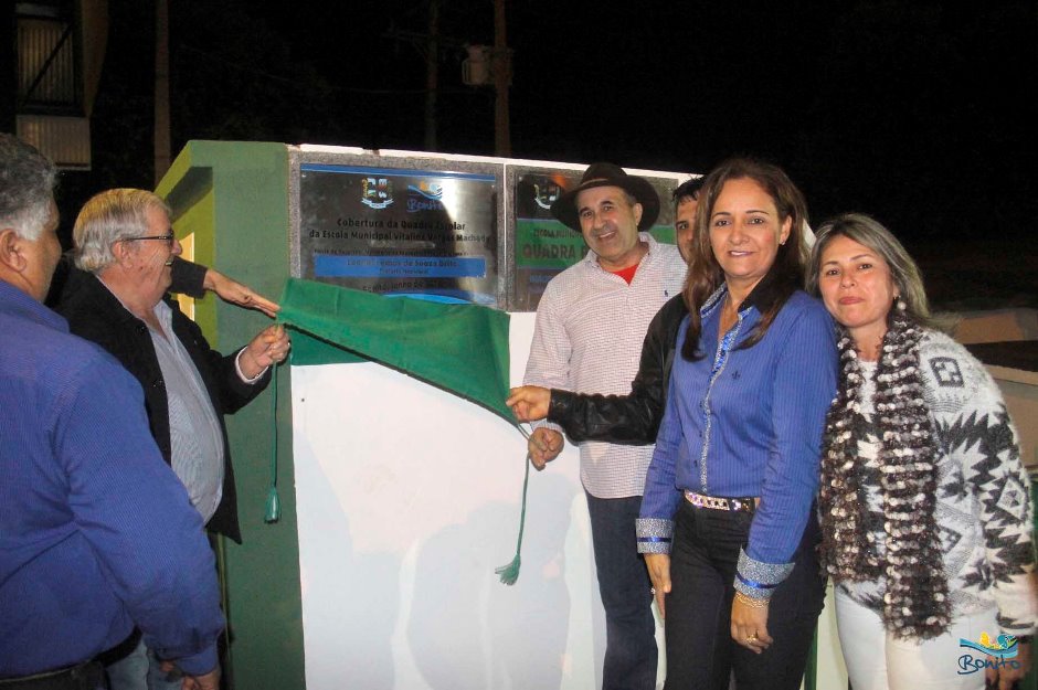 Prefeitura entrega cobertura de escola e promove festa junina, confira as fotos!