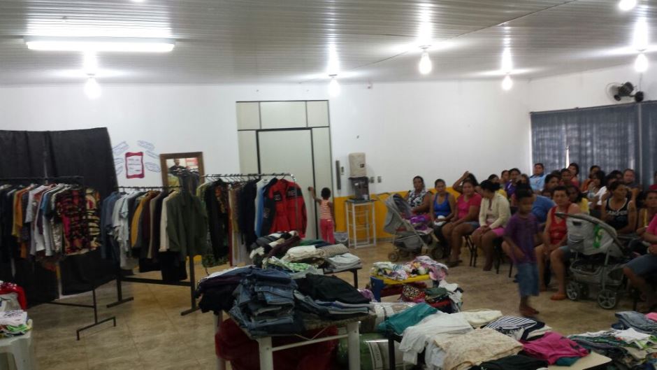Assistência Social realiza entrega de cobertores e roupas em Bonito