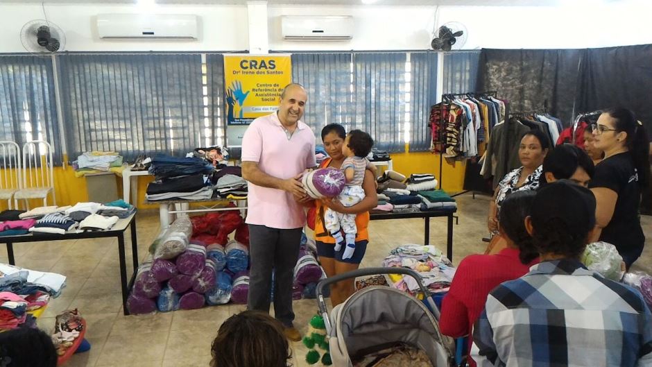 Assistência Social realiza entrega de cobertores e roupas em Bonito