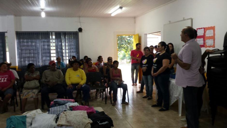 Assistência Social realiza entrega de cobertores e roupas em Bonito