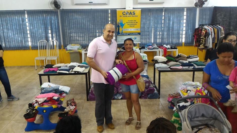 Assistência Social realiza entrega de cobertores e roupas em Bonito