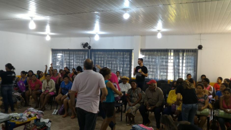 Assistência Social realiza entrega de cobertores e roupas em Bonito