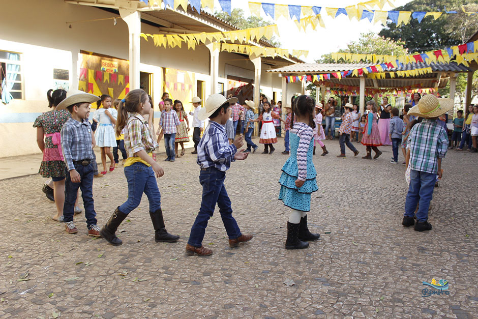 Festa Junina na Escola Municipal Manoel Inácio de Farias