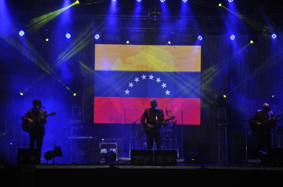 1º Dia de Festival: Recepção do governador, oficina, cortejo, homenagens e muita arte