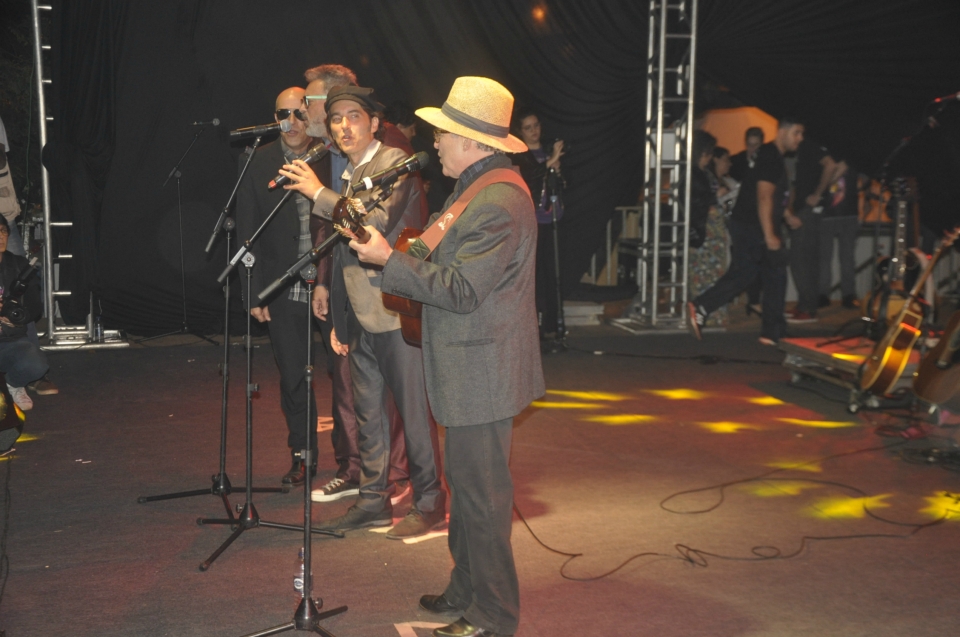 1º Dia de Festival: Recepção do governador, oficina, cortejo, homenagens e muita arte