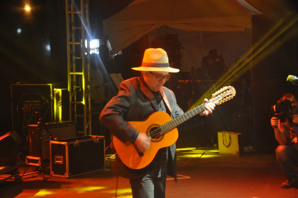 1º Dia de Festival: Recepção do governador, oficina, cortejo, homenagens e muita arte