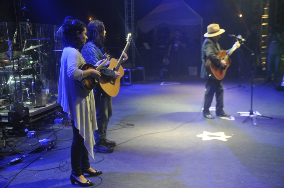 1º Dia de Festival: Recepção do governador, oficina, cortejo, homenagens e muita arte