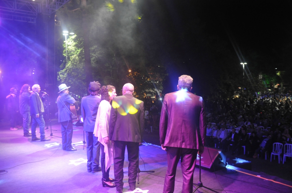 1º Dia de Festival: Recepção do governador, oficina, cortejo, homenagens e muita arte