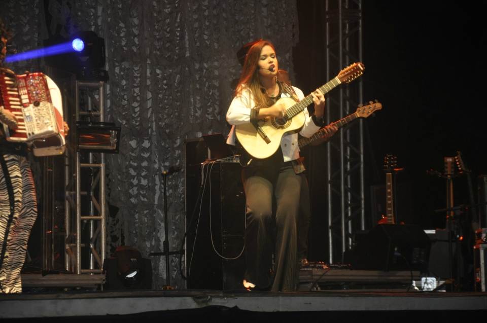 1º Dia de Festival: Recepção do governador, oficina, cortejo, homenagens e muita arte