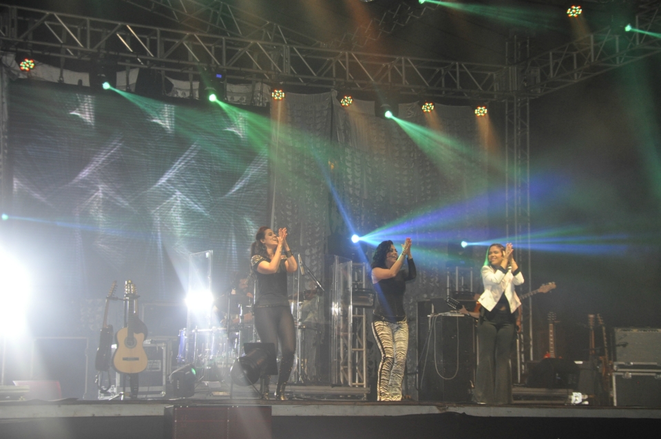 1º Dia de Festival: Recepção do governador, oficina, cortejo, homenagens e muita arte