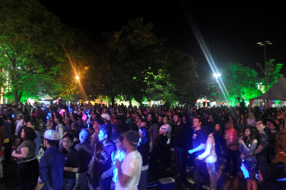 2º Dia de Festival: Praça da Liberdade lotada