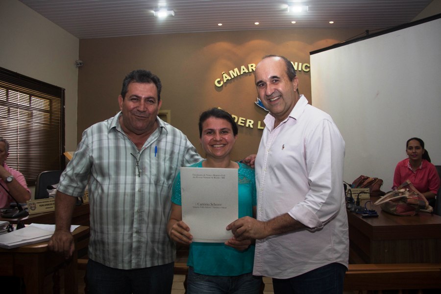 Entrega das escrituras dos lotes dos funcionários públicos municipais de Bonito