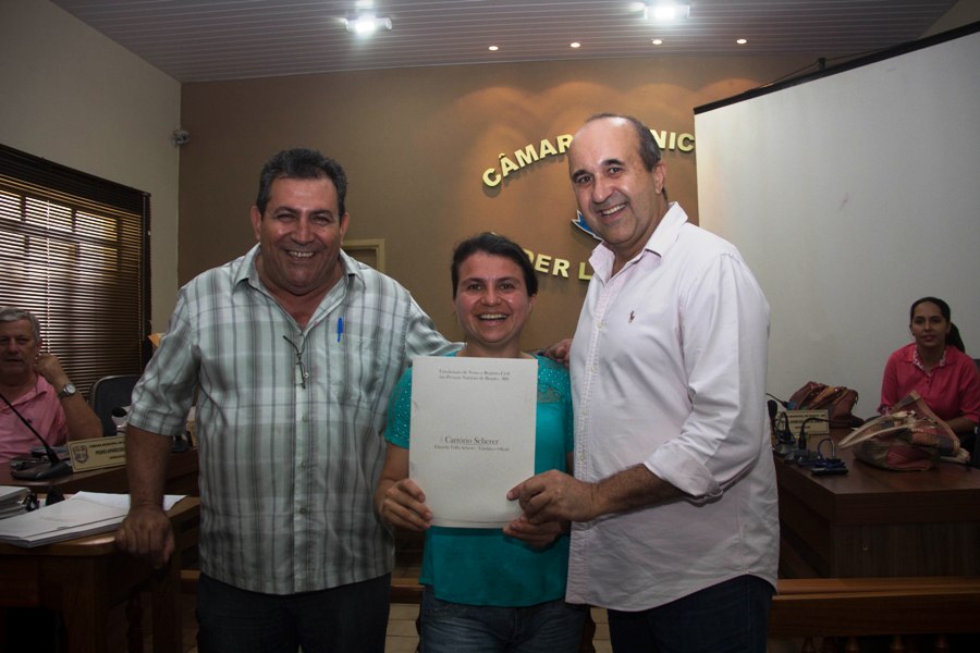 Entrega das escrituras dos lotes dos funcionários públicos municipais de Bonito