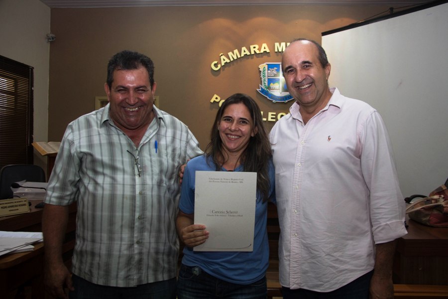 Entrega das escrituras dos lotes dos funcionários públicos municipais de Bonito