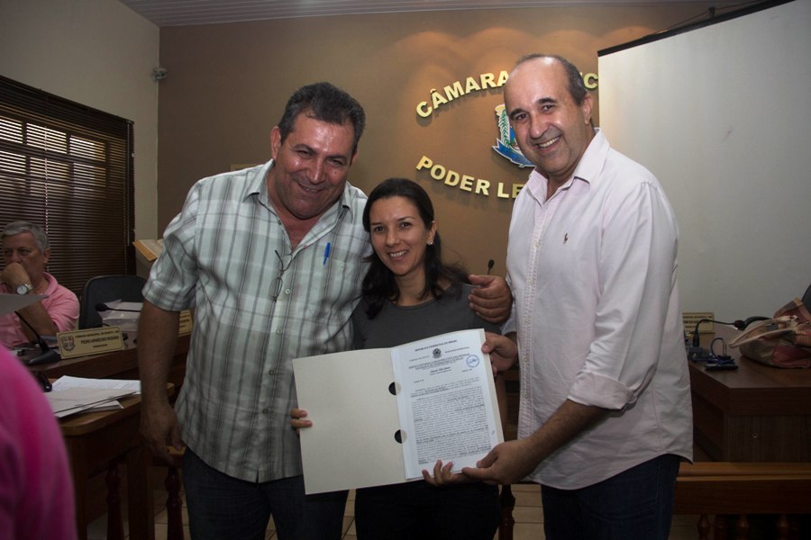 Entrega das escrituras dos lotes dos funcionários públicos municipais de Bonito