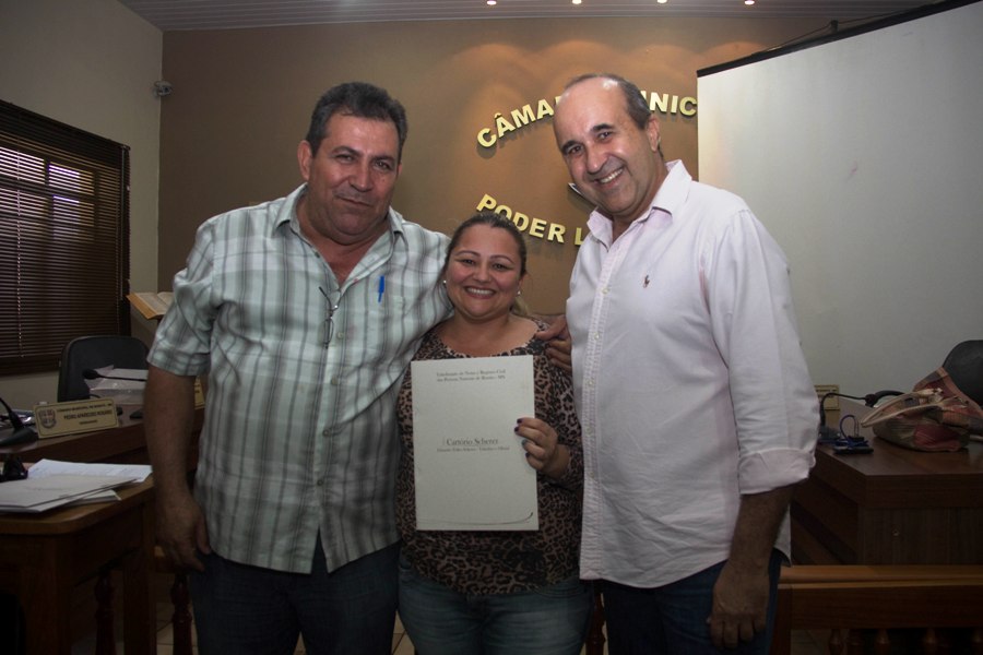 Entrega das escrituras dos lotes dos funcionários públicos municipais de Bonito