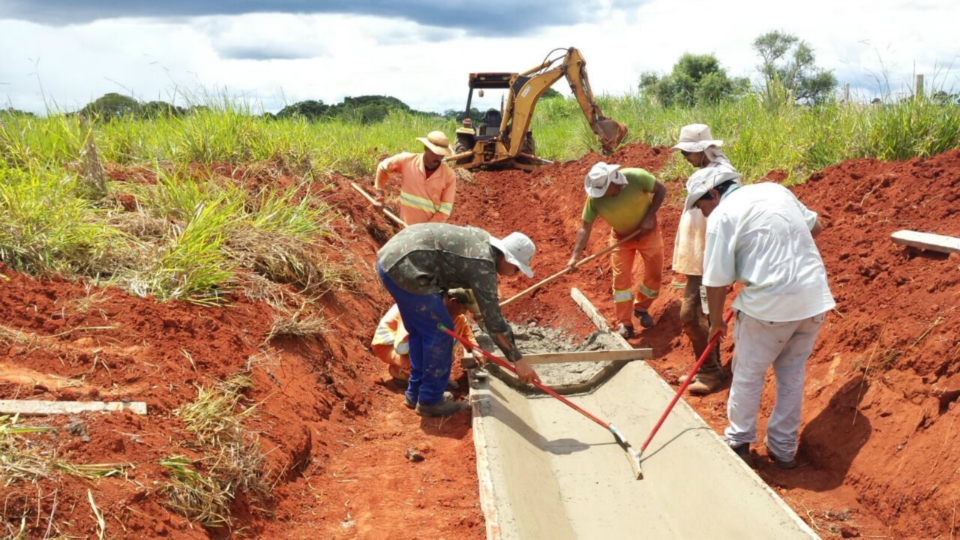 Pavimentação da estrada do Curê prossegue em ritmo acelerado