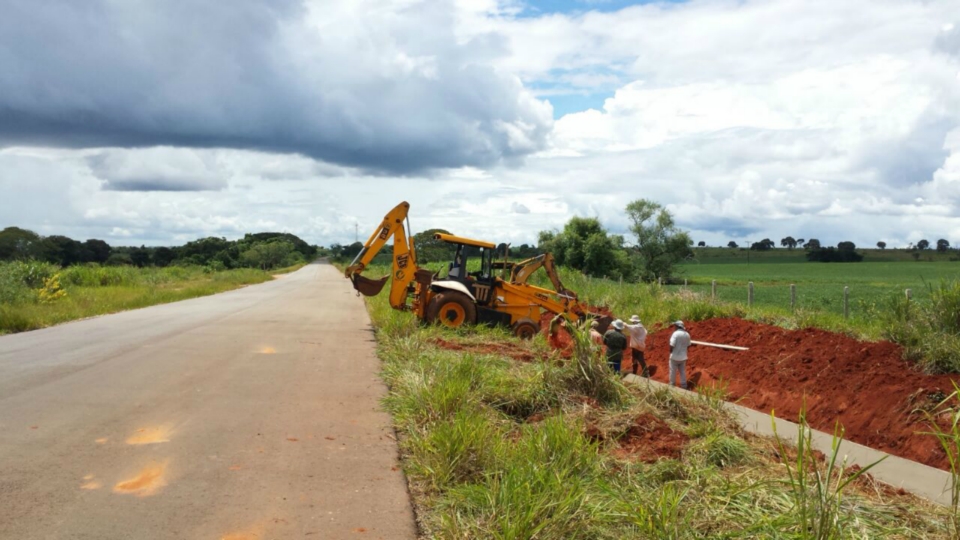 Pavimentação da estrada do Curê prossegue em ritmo acelerado