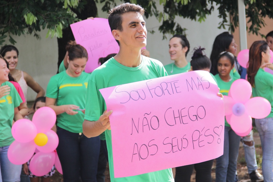 Escola Luis da Costa Falcão comemora o Dia da Mulher