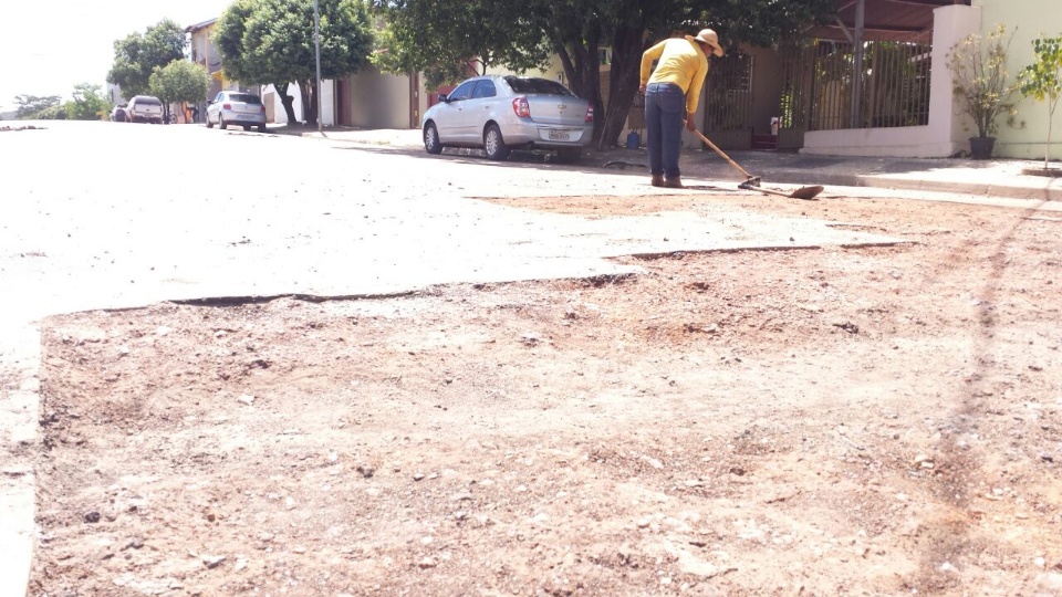 Prefeitura continua primeira fase da Operação Tapa-Buracos
