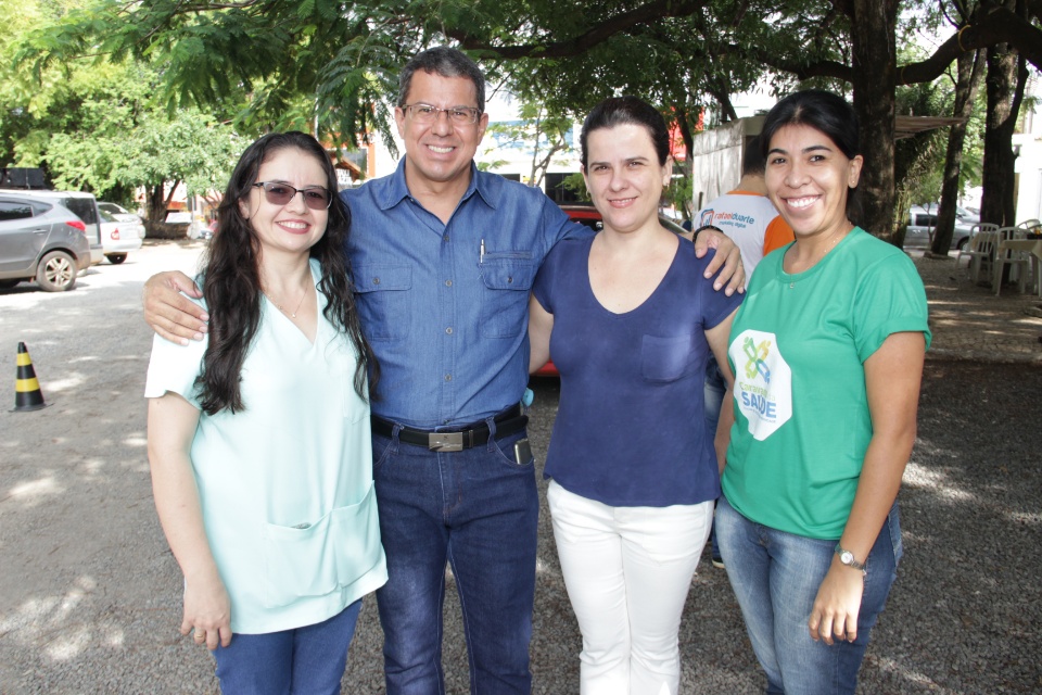 Prefeitura entrega novos veículos para a Saúde e o Meio Ambiente