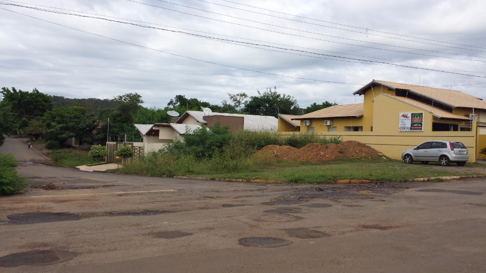 Prefeitura dá prazo de 10 dias para limpeza de terrenos