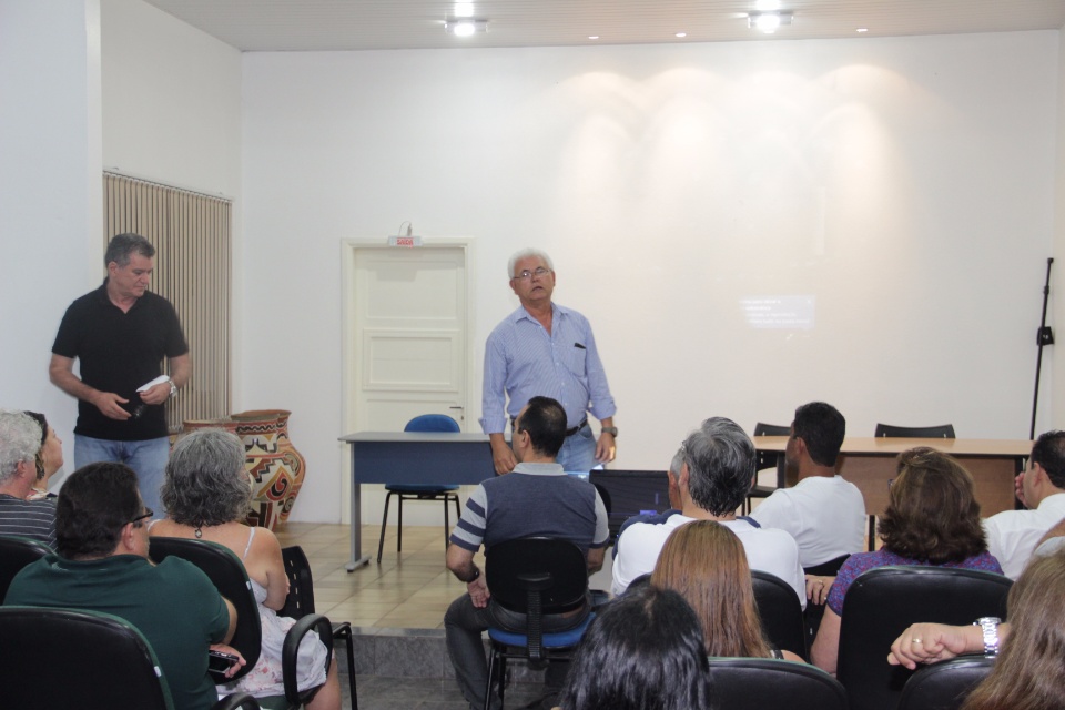Prefeito recebe visita do Araguaia Convention & Visitors Bureau