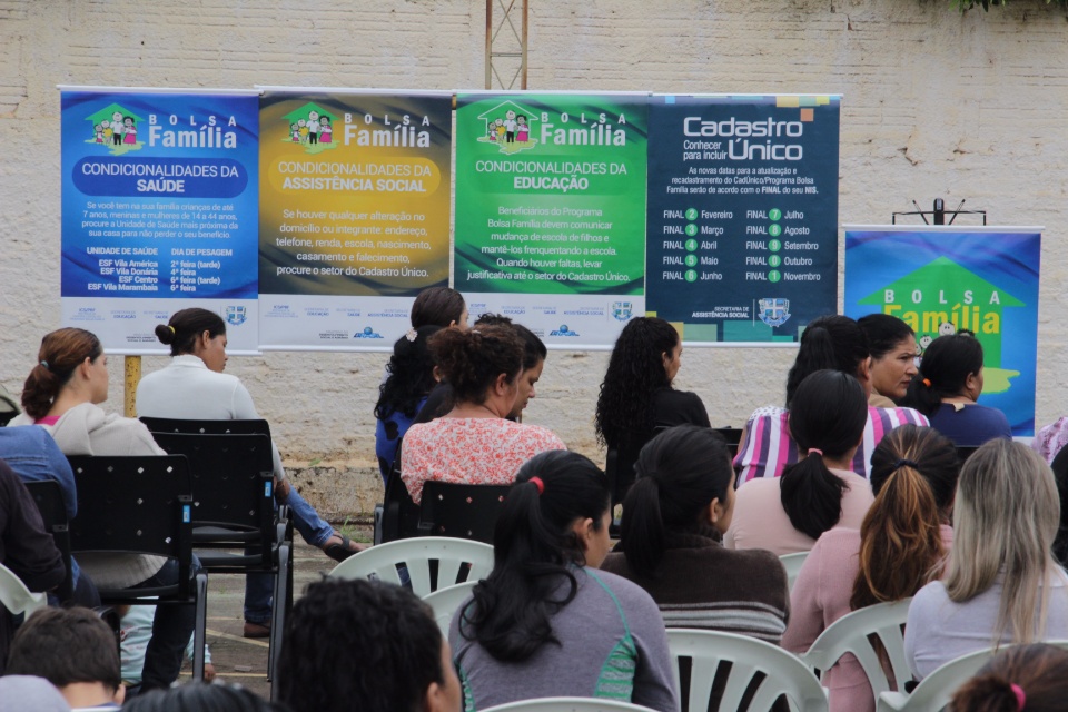 Após 5 anos, Bolsa-Família retoma reuniões com beneficiários