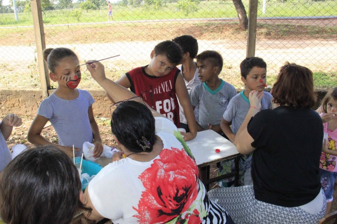 Escola Municipal comemora "Dia do Circo" em Bonito