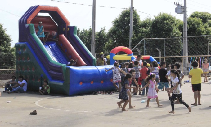 Escola Municipal comemora "Dia do Circo" em Bonito