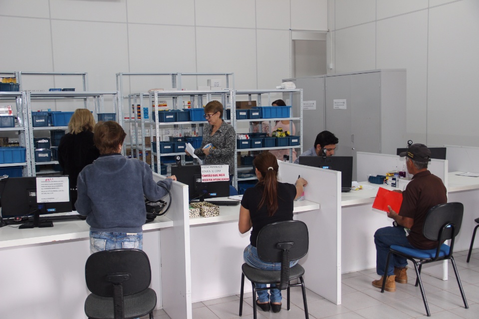 Farmácia Municipal e SEMEC já estão em novo endereço Farmácia Municipal e SEMEC já estão em novo endereço