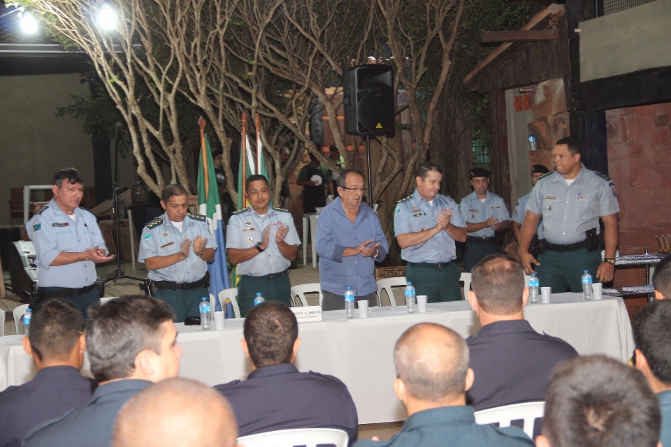 Prefeito participa da formatura de agentes de trânsito