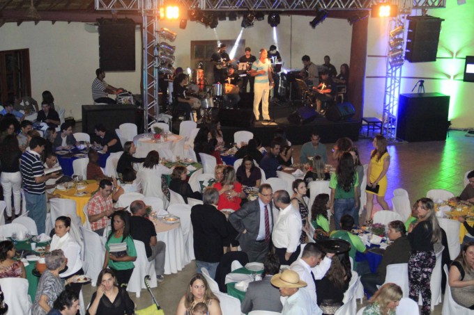 Jantar temático marcou abertura da 8ª ESTC14