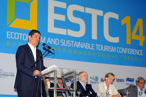 Ministro Vinicius Lages em seu pronunciamento na abertura da ESTC.