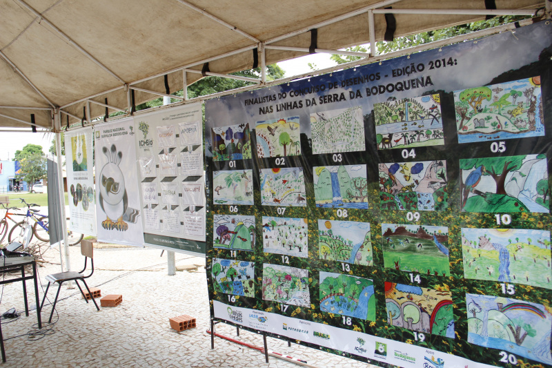 Alunos das escolas municipais participam de concurso de desenhos