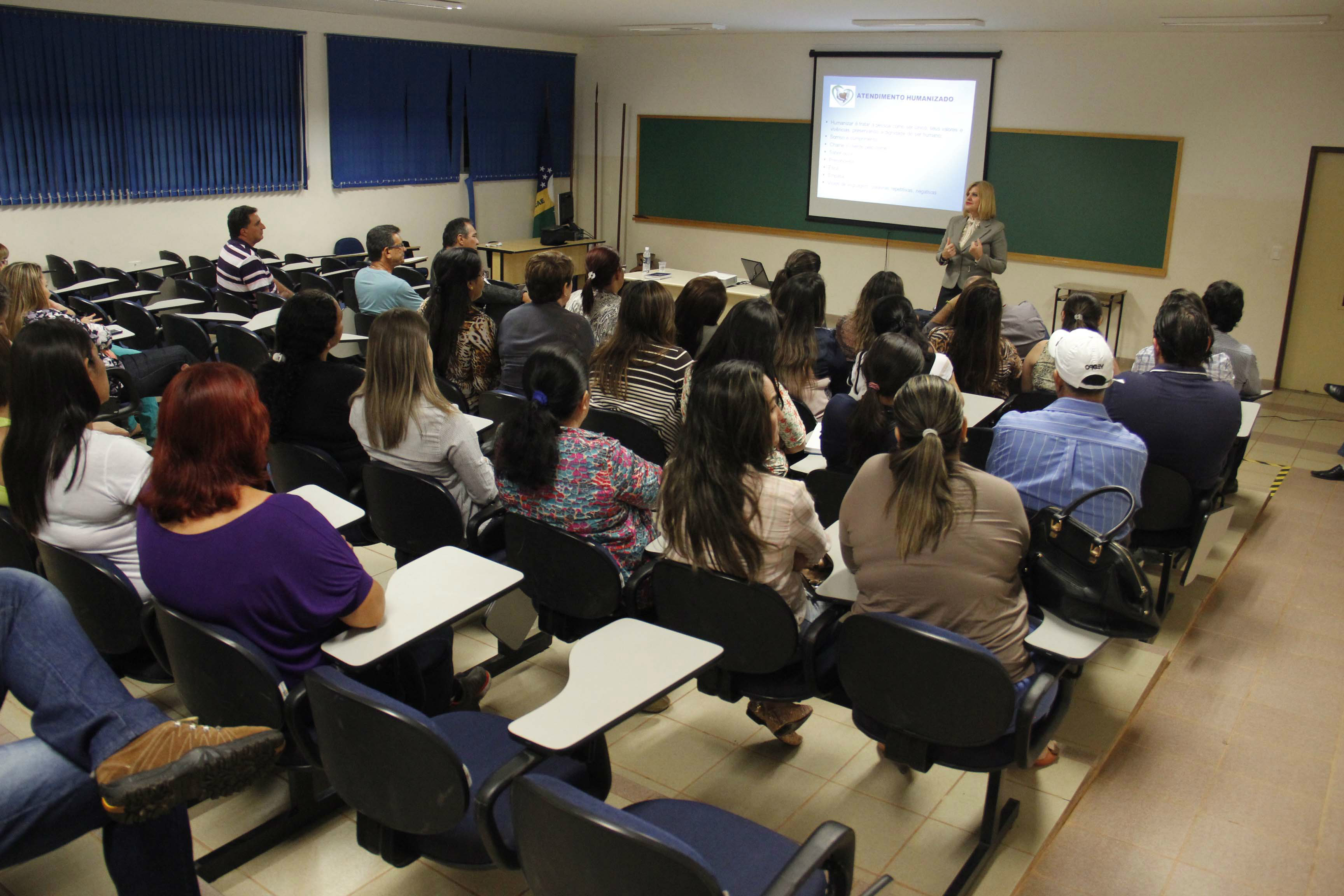 Palestra: Com foco no atendimento, servidores da saúde são capacitados Palestra: Com foco no atendimento, servidores da saúde são capacitados