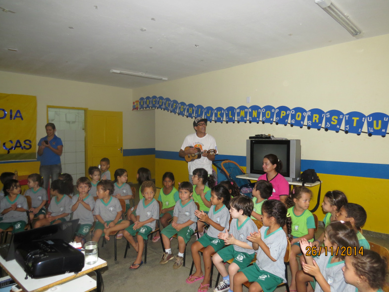 Alunos de Bonito participam de atividades do 13° Festival da Guavira