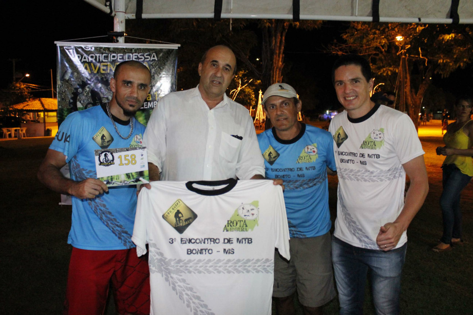 Encontro de MTB reúne mais de 250 pessoas em Bonito