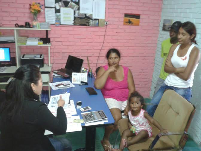 Famílias são atendidas por equipe da prefeitura no distrito 