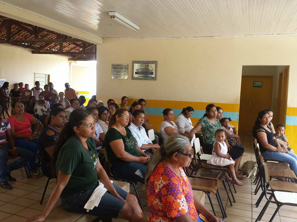 Moradores participam de dia de atividades no Assentamento Guaicurus