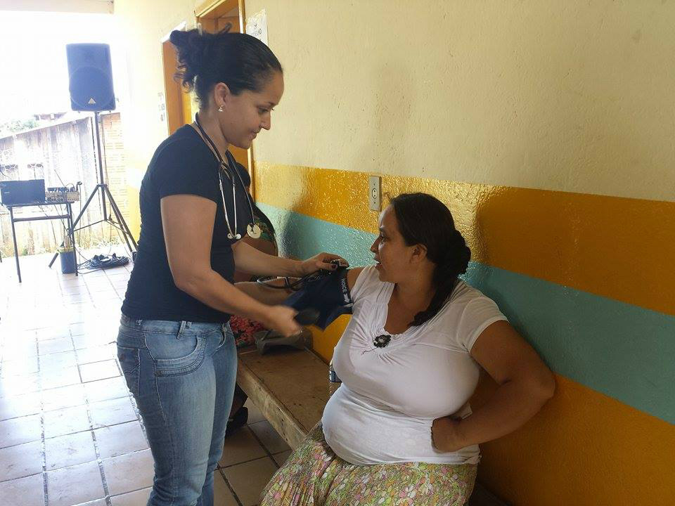 Moradores participam de dia de atividades no Assentamento Guaicurus