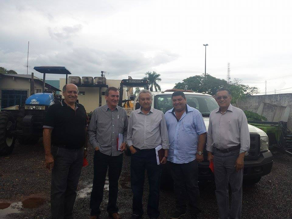 Prefeitos durante encontro em Guia Lopes (Crédito: Naiane Mesquita)