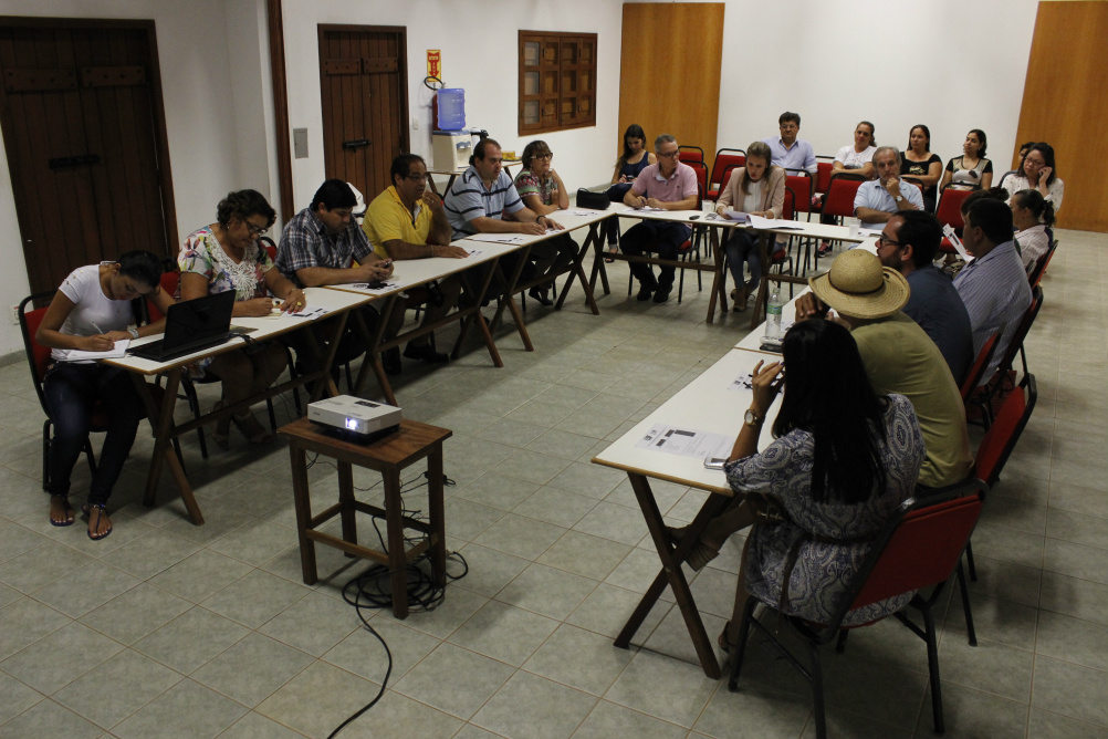 Conselheiros reunidos durante a primeira reunião de 2014 do Comtur (crédito: Alex Herman/Multi-frequência)
