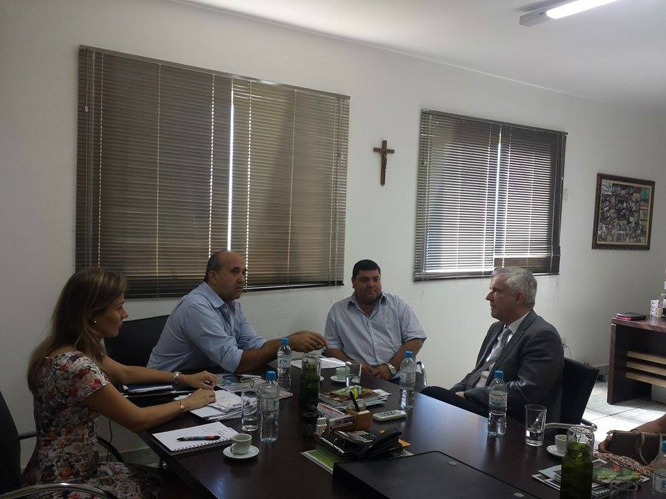 Cônsul da Alemanha participa de reunião com prefeito de Bonito